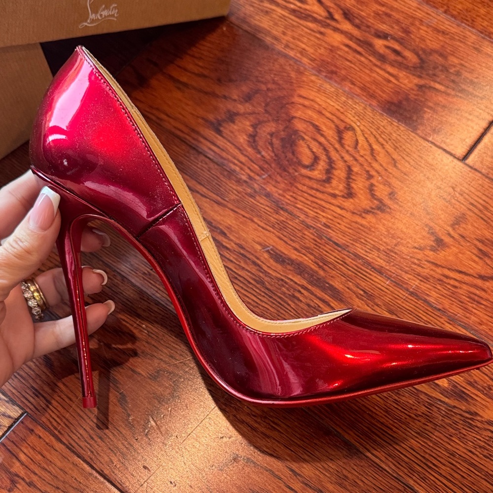 Christian Louboutin Glossy Crimson Heels - Picture 1 of 6